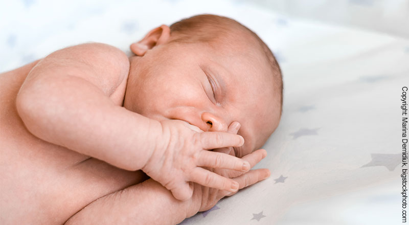 5 Tipps für einen sicheren Babyschlaf – Das sagt die Kinderärztin